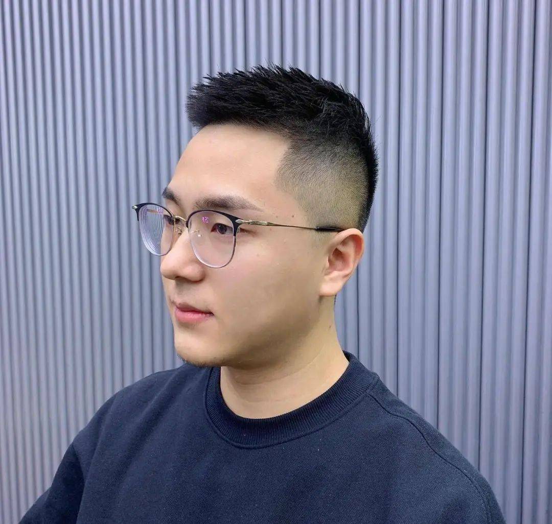 适合胖人的男士发型 这么多显瘦发型总有一款适合你