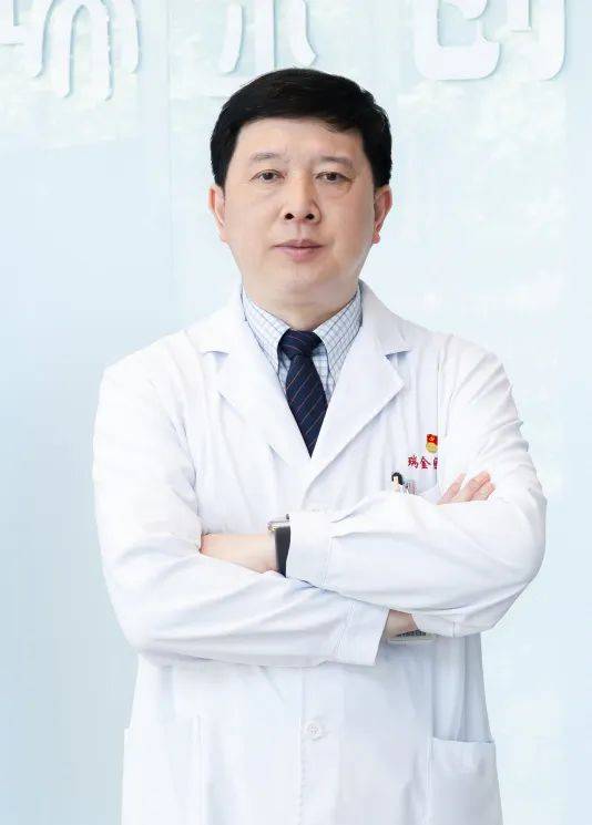 普外科主任医师二级教授瑞金医院副院长赵 任"凝镜"致远医者仁心(左七