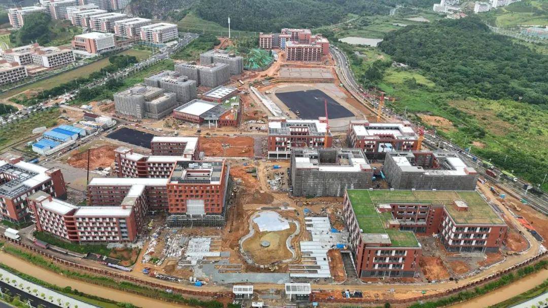飞机 高铁!增城这学校成网红了..._建设_校区_教学