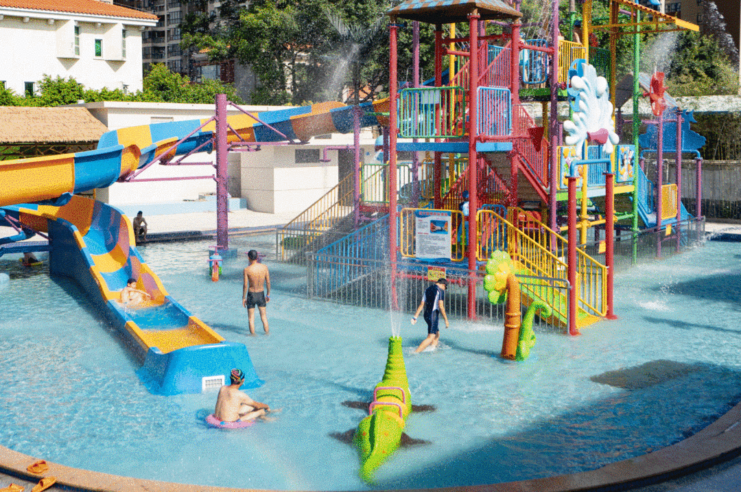 集国际大型运动城与水上乐园于一体是东莞少有的大型豪华水上乐园东壹