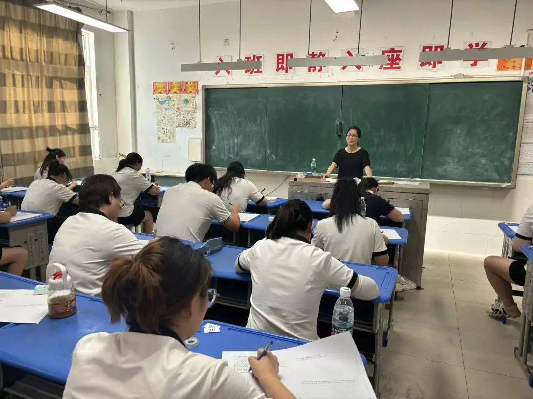 泰兴市黄桥初级中学图片