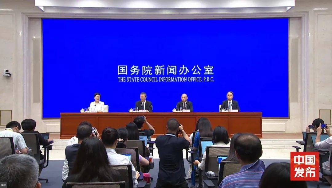 解读!新时代教师队伍建设总要求来了_教育部_专业化_高素质