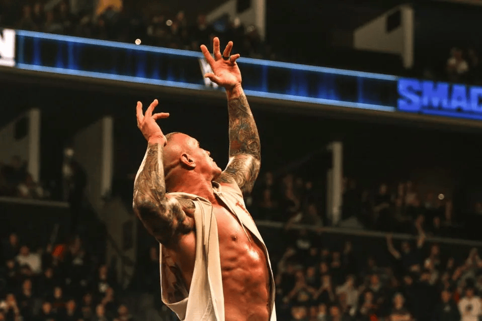 因此目前外界依旧认为接下来wwe将开启铺垫兰迪·奥顿vs科迪·罗兹的