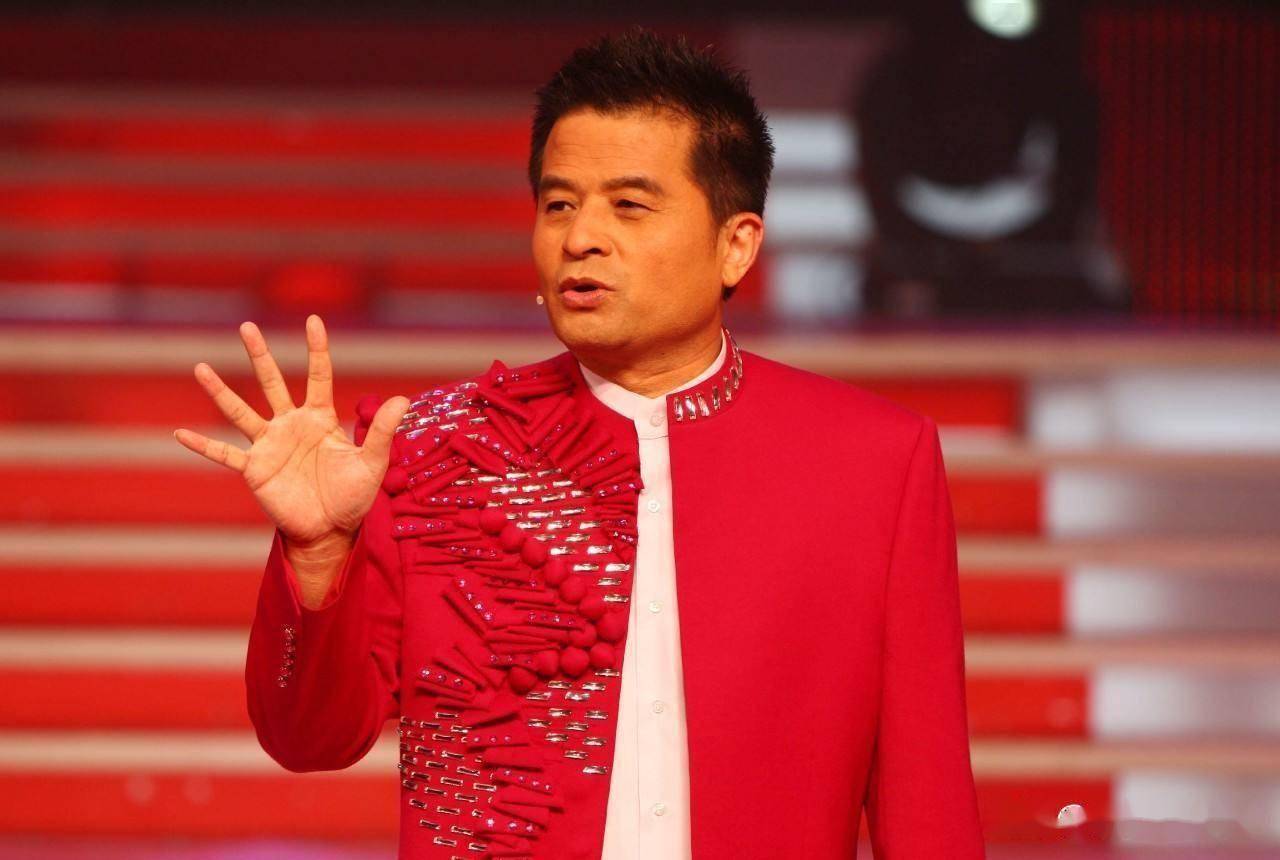 如果说起《星光大道》,脑子里一定会浮现"毕姥爷"的身影.