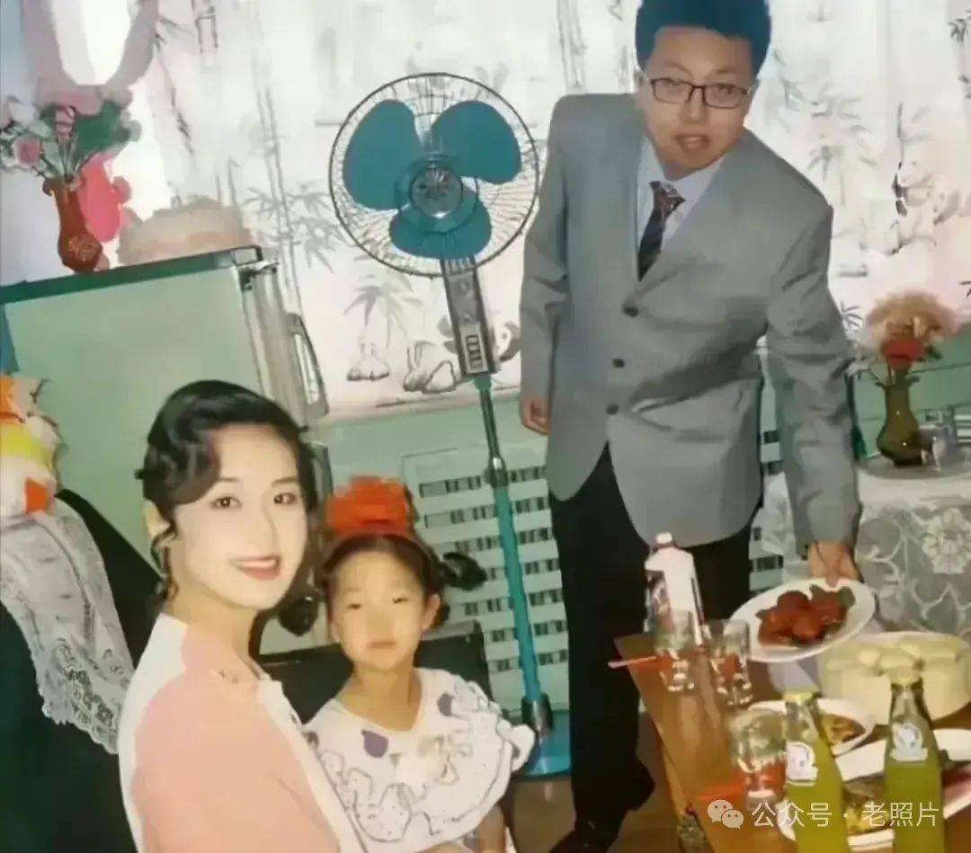 太罕见了!一组老照片,见证80年代国内富裕家庭的生活