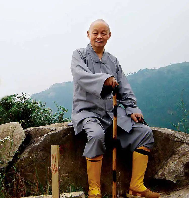 何名千百亿化身?若不思万法,性本如空;一念思量,名为变化.