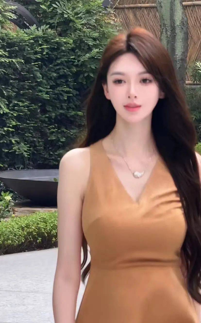 叶珂再次否认是黄晓明婚姻的第三者,称自己不缺钱!长相被吐槽