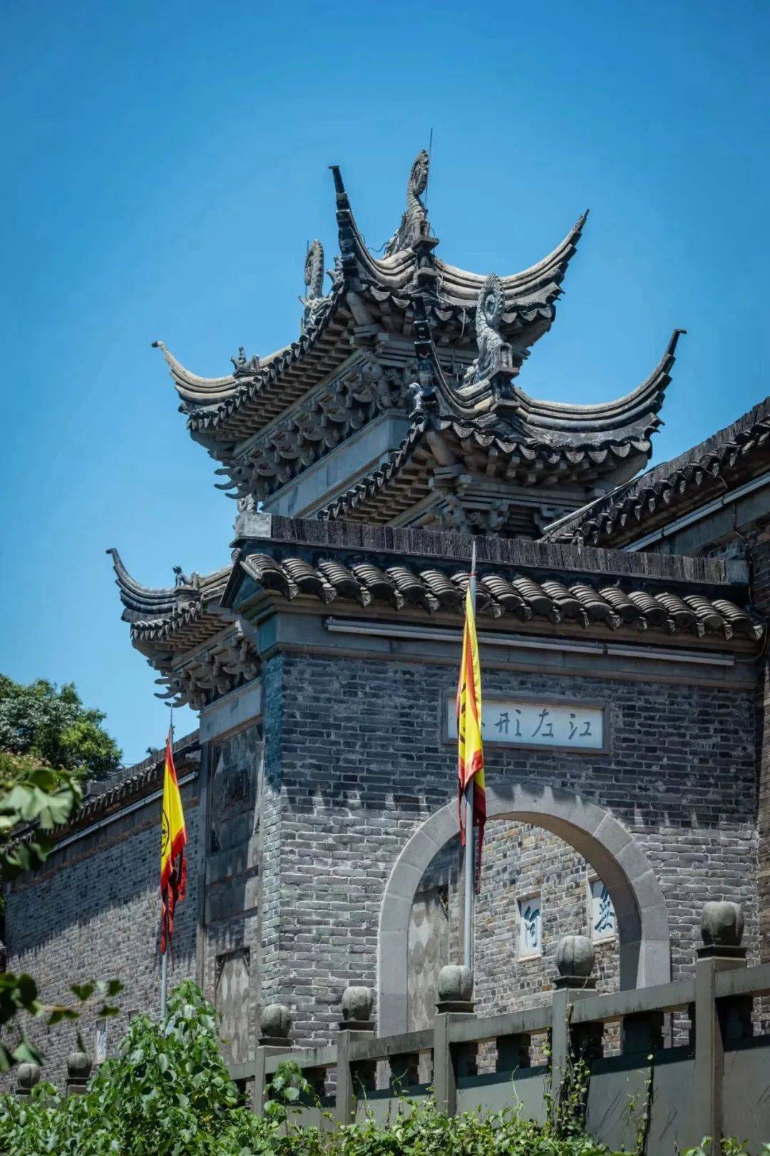 萌新们,开学来镇江"第一游"就这么玩儿!_焦山_历史_时光