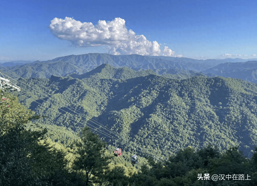 云海+紫柏山,初秋的浪漫就这么简单!_白露_秋风_夏天