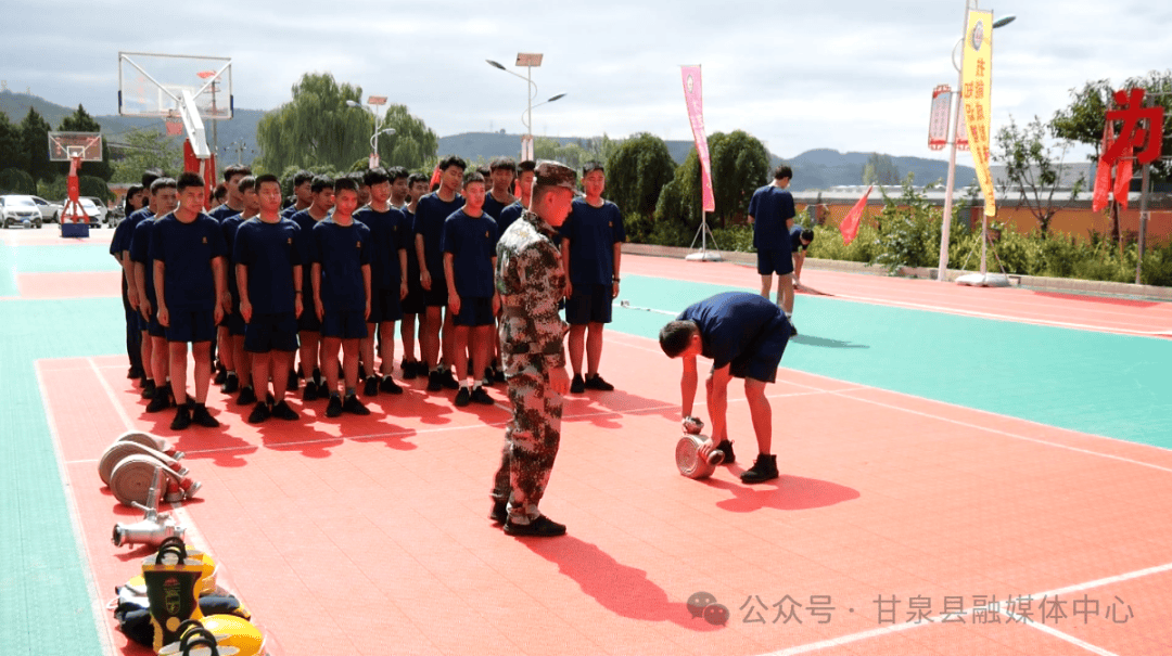 华为：2024年香港正版免费大全-中证沪港深中国教育主题指数报613.35点，前十大权重包含学大教育等