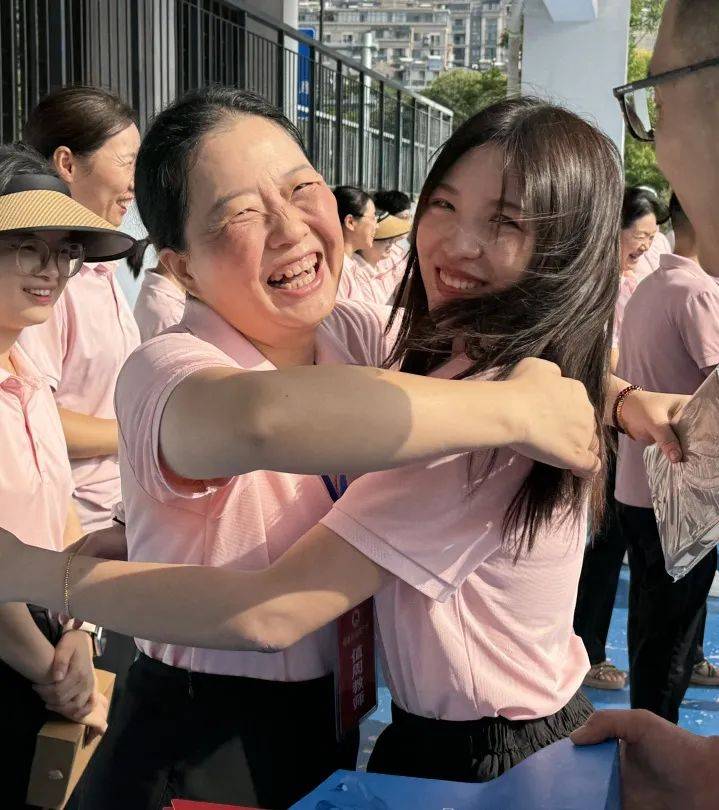 宝山鹿鸣小学图片