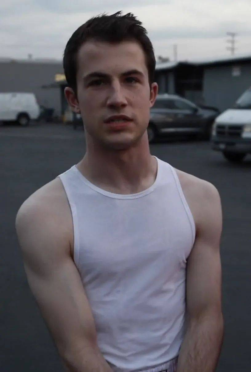 他好帅!_迪伦·明奈特_音乐_演艺