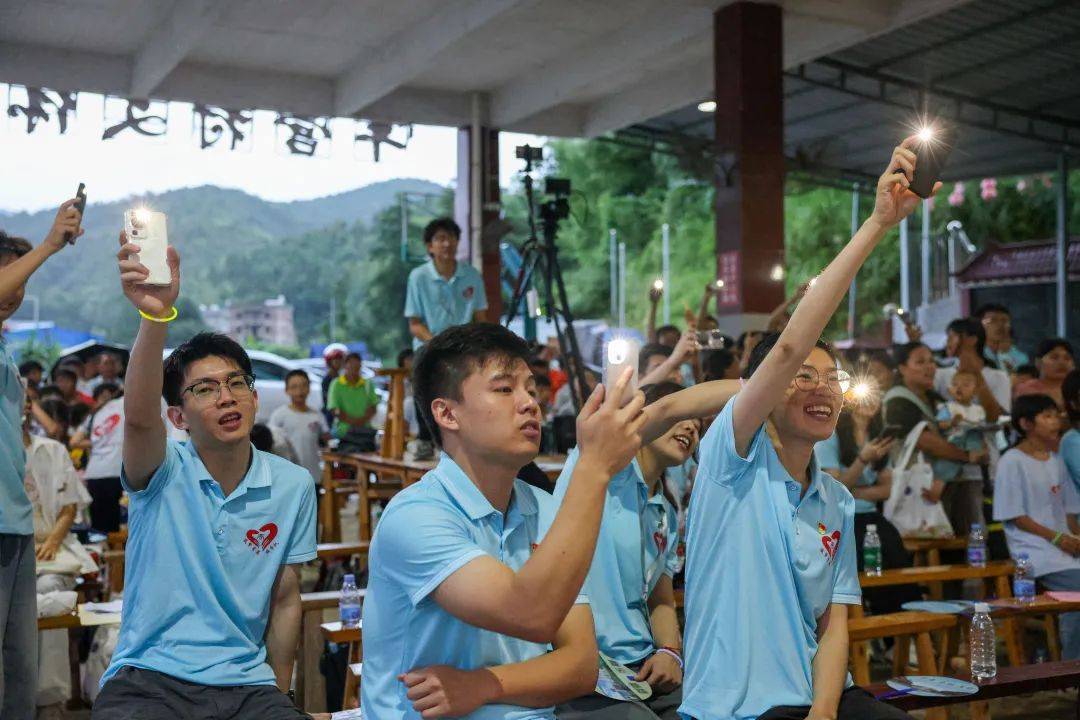 广东一高校师生连续十年深入梅州五华,助力乡村振兴!