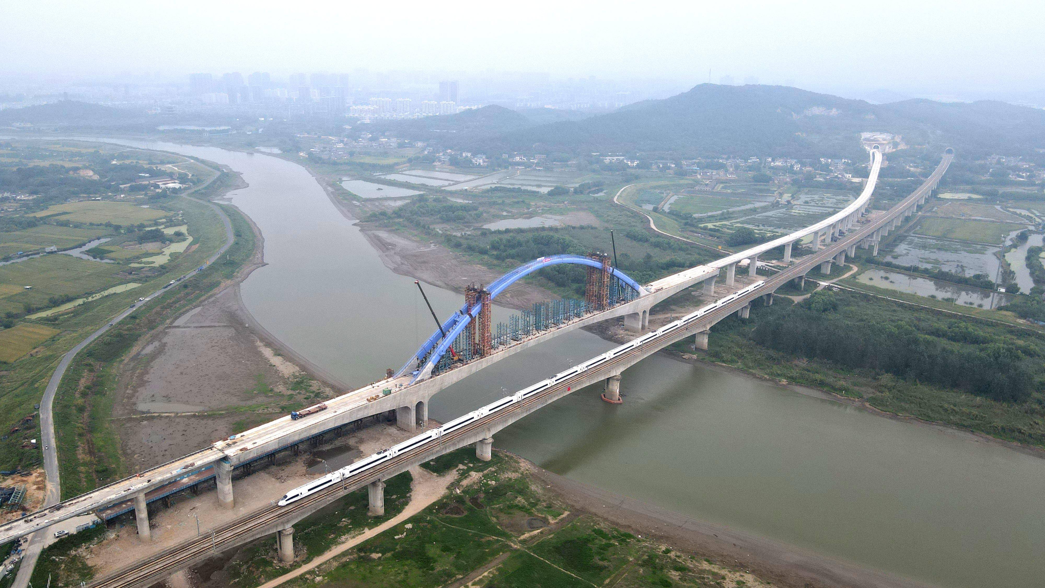 干热河谷土桥图片