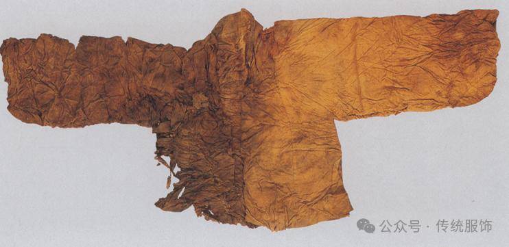 方领对襟:在形制争议的泥淖里起起伏伏…… | "汉服"溯源_款式_文物