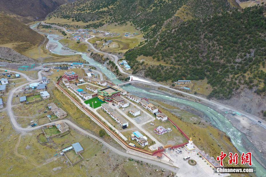 西藏萨普雪山美景如画 西藏萨普雪山美景如画