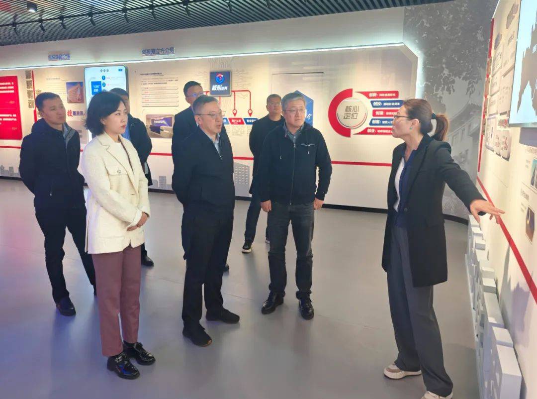 市科技局局长舒杨考察道外区环哈尔滨工程大学科技成果转化中心_服务_发展_创新