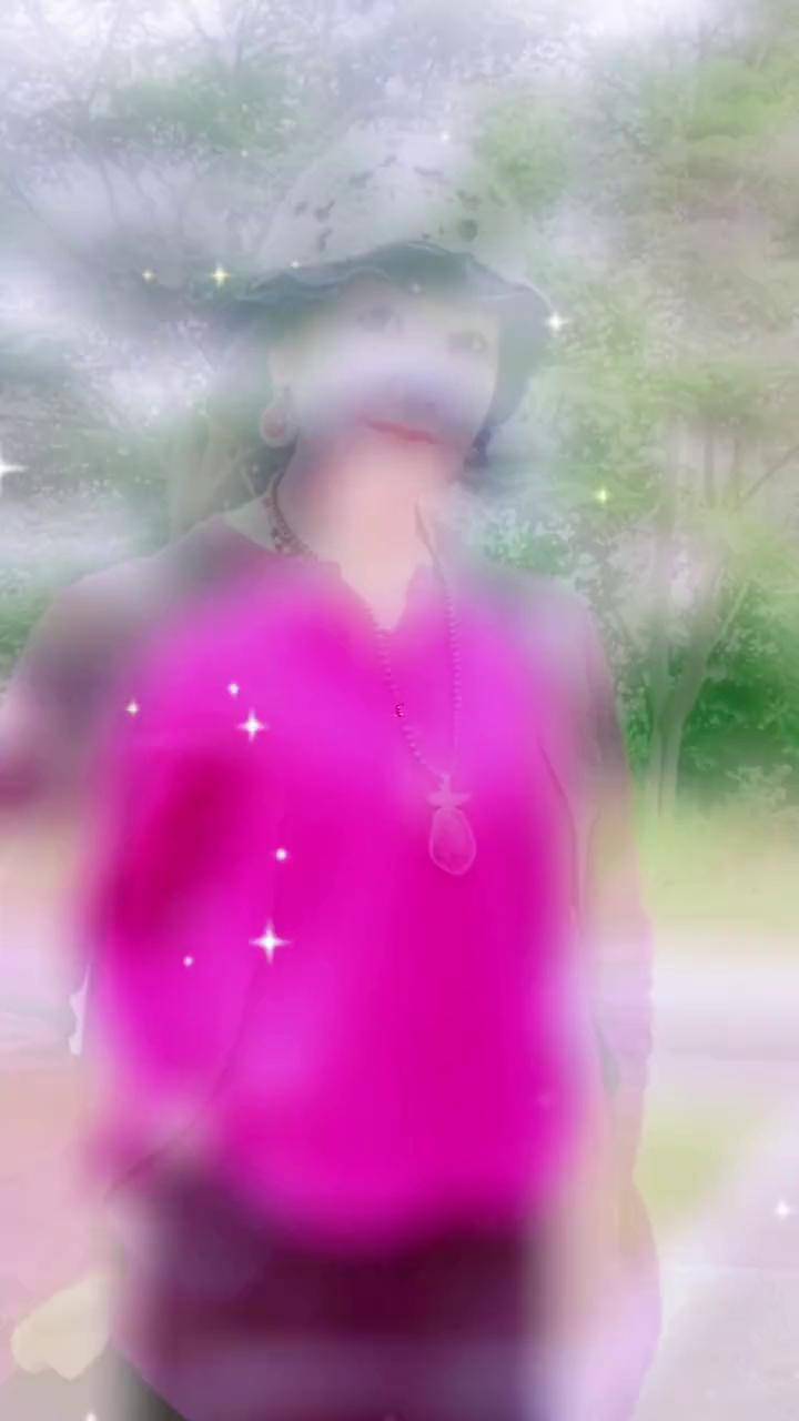 今天没有时间拍抖音,来一张照片抖一下,完成任务.
