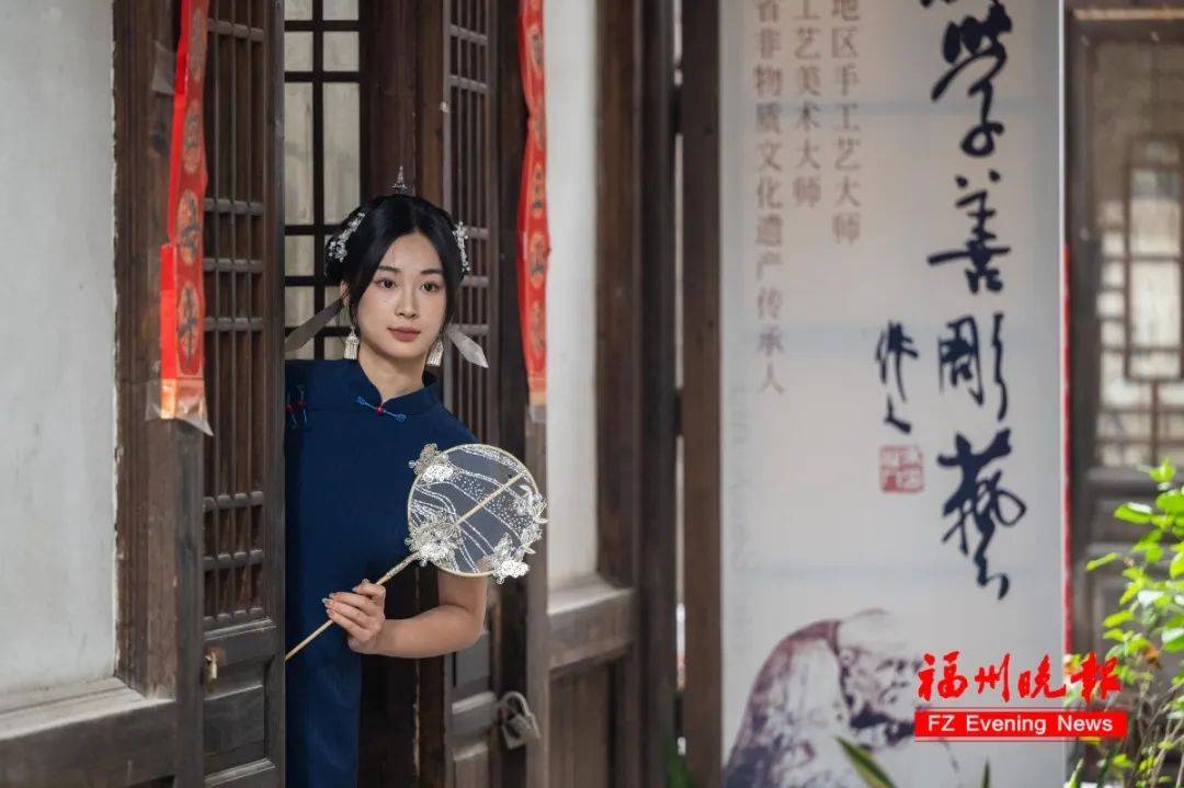 突然火了!暴涨300%!有人打“飞的”来福州簪刀!_三条_国庆_游客