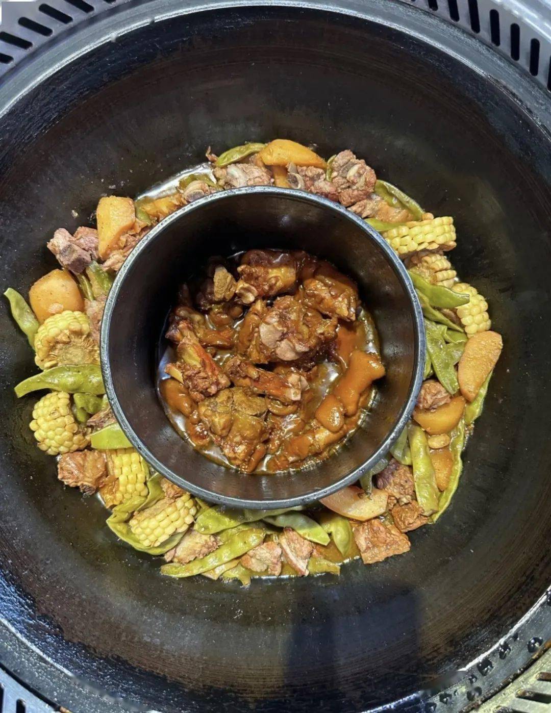 大众点评@yyz本地人推荐吃法大锅点笨鸡榛蘑小锅点酸菜粉丝鸡肉