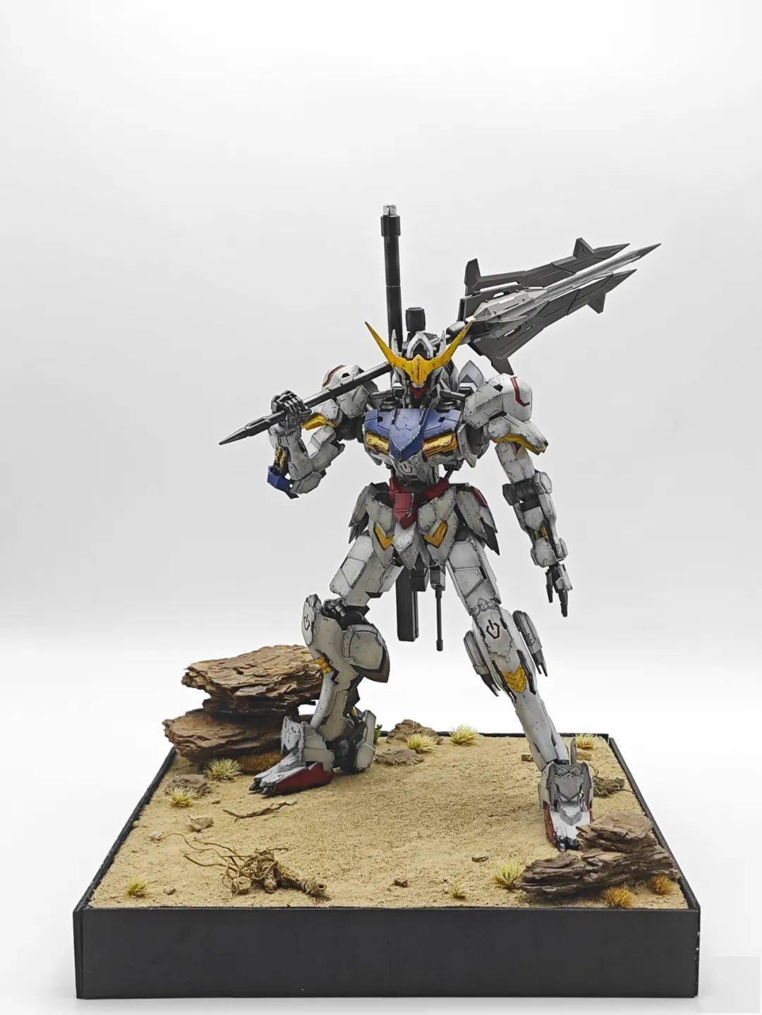 玩高达多年初次旧化,mg巴巴托斯场景制作