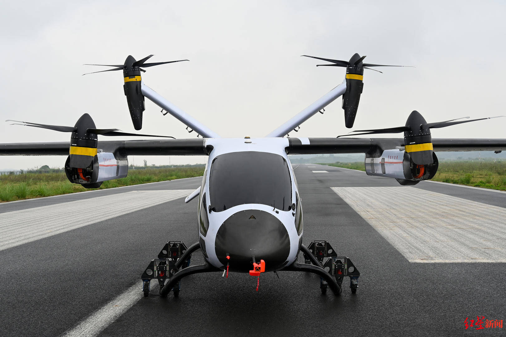 首次公开演示飞行完成！未来或可乘坐“成都造”飞行汽车环游川渝