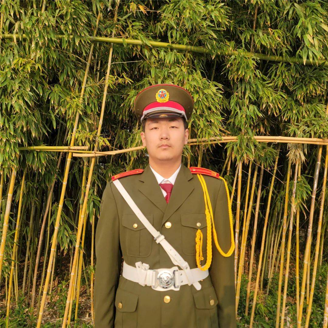 这个天团帅出天际~~