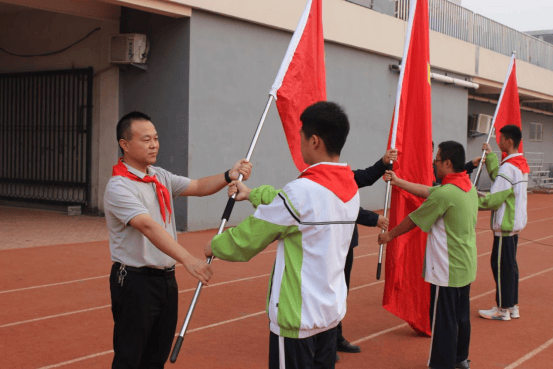 【全环境立德树人】"红领巾爱祖国"—— 莘县莘州中学举行初一年级