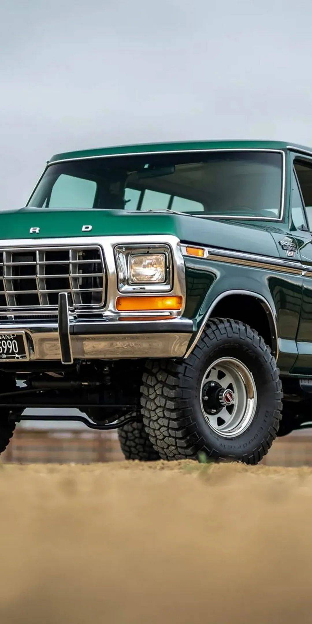 上世纪70年代的硬汉第二代福特烈马bronco