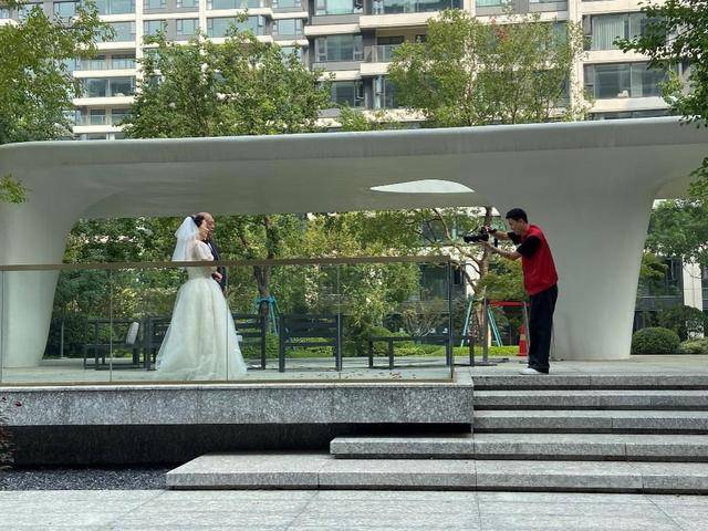 “时光慢走,爱在中海”,2024年郑州社区康养生活节落幕 “时光慢走,爱在中海”,2024年郑州社区康养生活节落幕