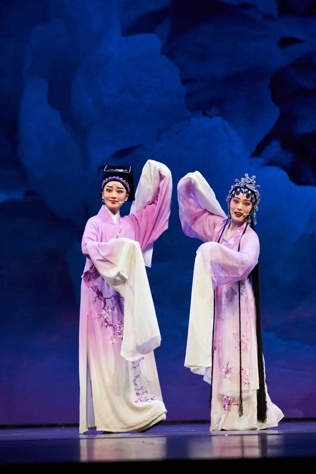 "等风来"的洪帅,归来依旧是少年