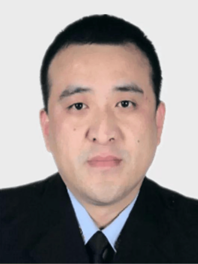 哈尔滨公安局退休副局长涉黑老搭档充当涉黑保护伞