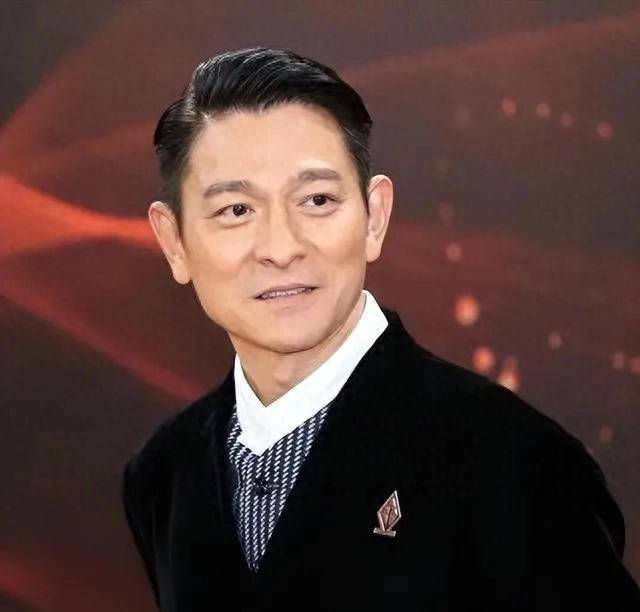 揭秘刘德华"可怜"生活,巨星背后竟如此自律?