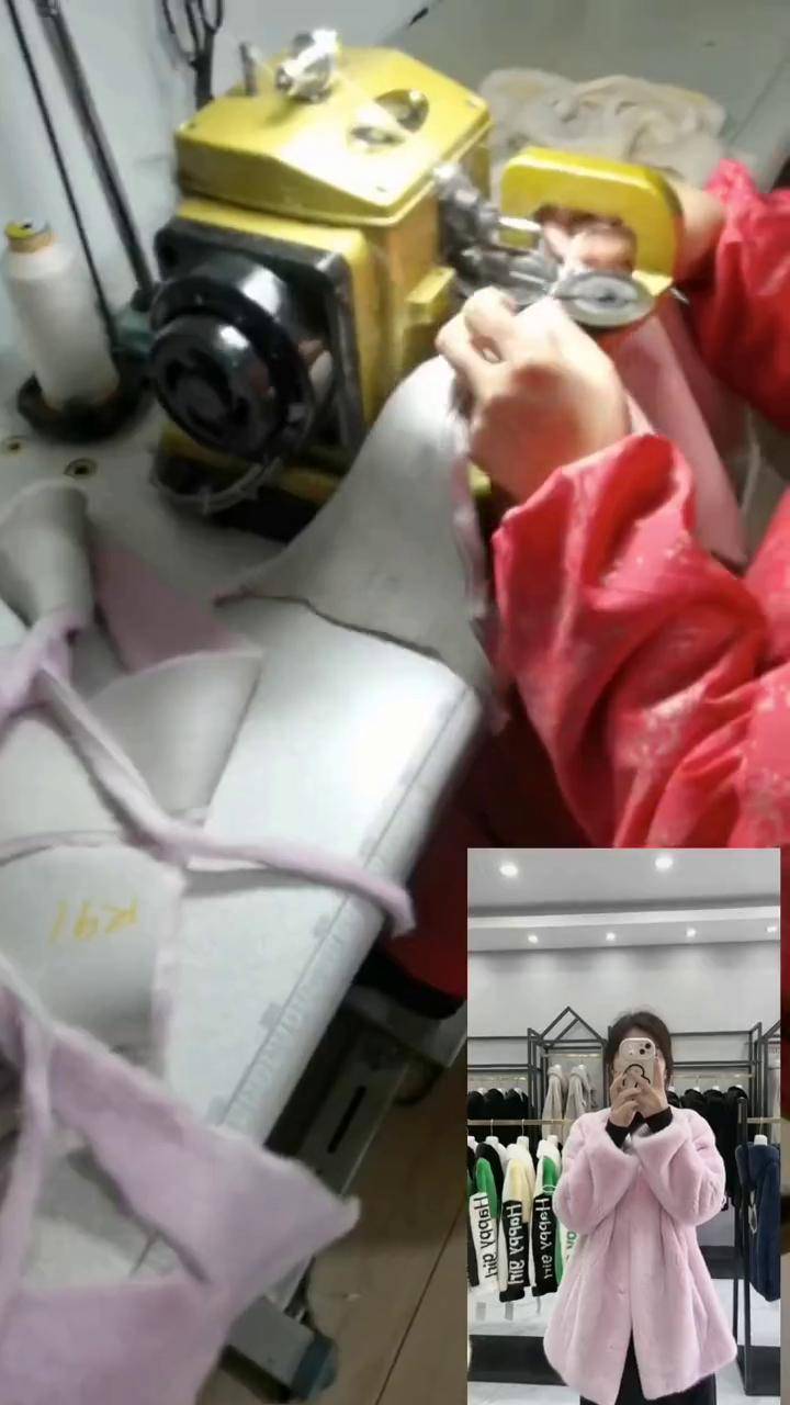 水粉色貂皮纯手工裁缝,国内最大的貂皮裘皮生产基地———朗霞.