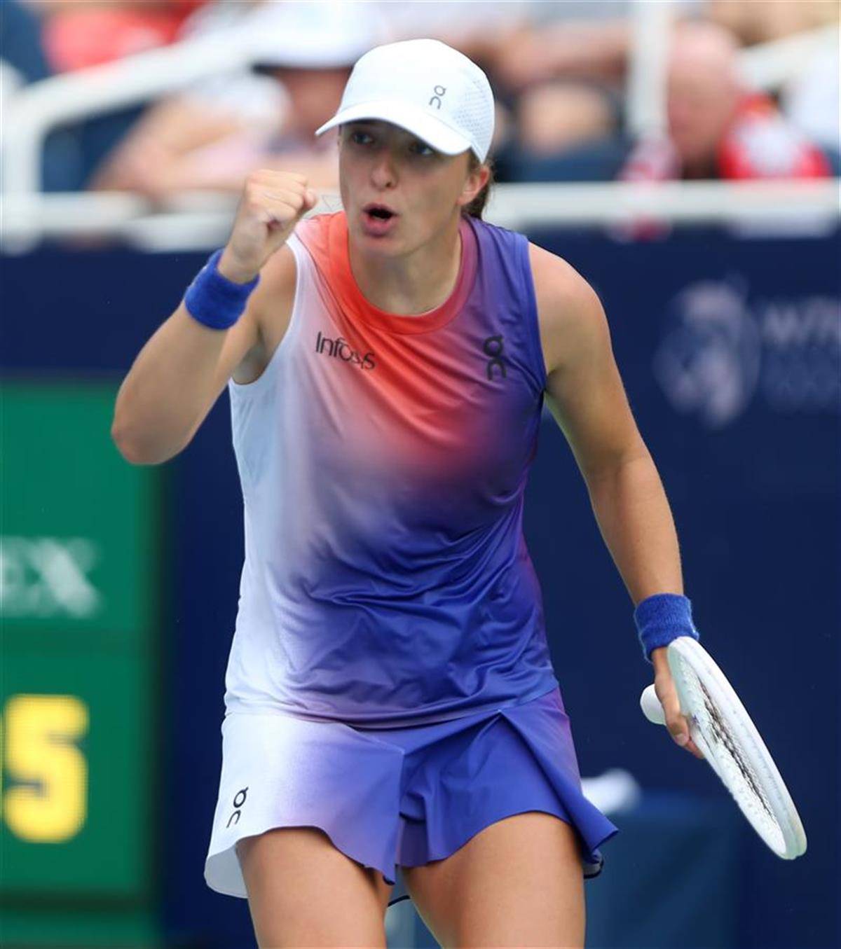 郑钦文总决赛首场就战萨巴伦卡,她能带走500万美元巨奖吗? 郑钦文总决赛首场就战萨巴伦卡,她能带走500万美元巨奖吗?