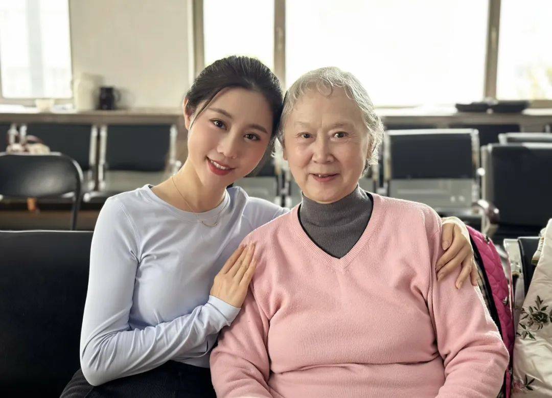 经过刘长瑜老师与耿巧云老师的倾囊相授,优秀荀派传人王