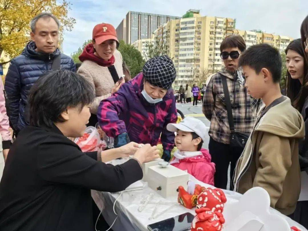 “ 巾帼匠心，文化傳承 ”——巧娘市集讓非遺文化大放異彩