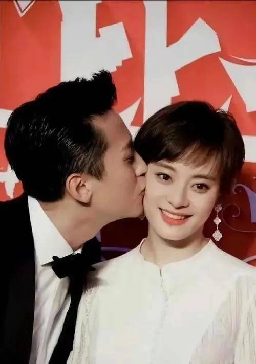 孙俪突然发布长文,揭露邓超真面目!网友:结婚14年,他确实变了