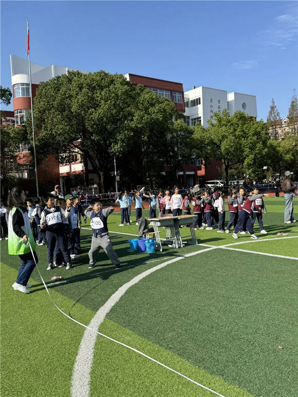 [浦东]潼港小学:乐享运动 逐梦赛场——2024秋季运动会
