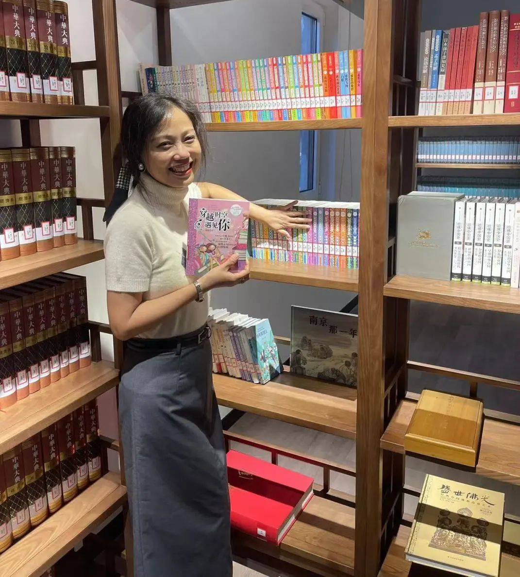 活动侧记|儿童文学作家郁雨君聊城校园活动侧记