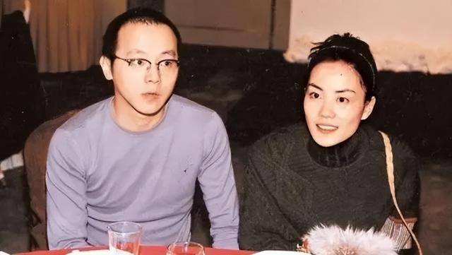 窦唯:王菲前夫,两次离婚最对不起女儿,卖掉四合院换两份嫁妆