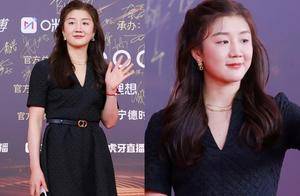 陈梦走红毯照片曝光！我已经三个月没打球了 变得这么胖了