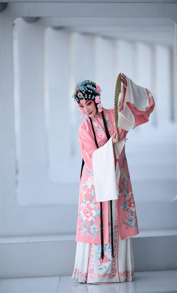 顾卫英:探索昆曲艺术的无限可能