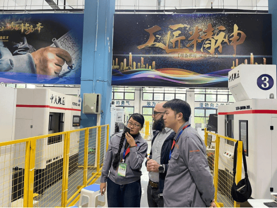 恒峰娱乐官网上海大界机器人科技取得自动定位装置专利低成本高效率实现更大工件加工(图2)