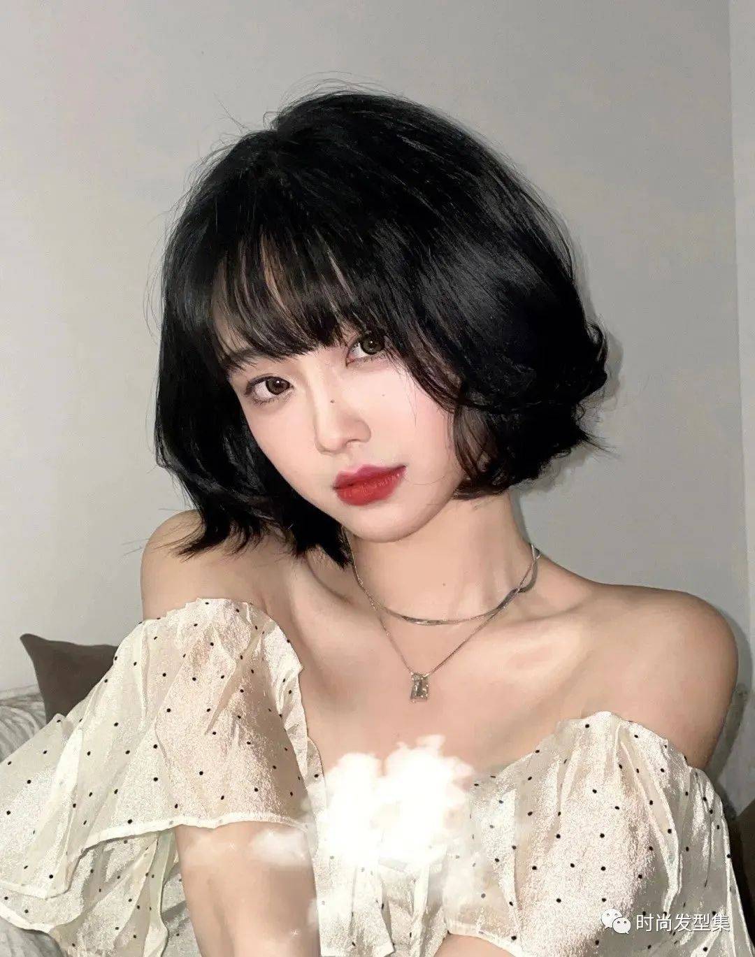 圆脸短发也纯欲秋天第一剪