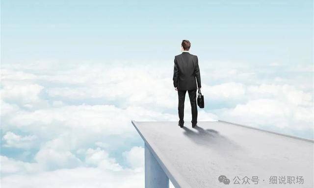 周公解梦跳墙，跨越梦境与现实的边界