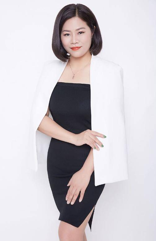 老戏骨李小燕:41岁嫁大15岁二婚徐敏,携手相伴20年,她值得吗?