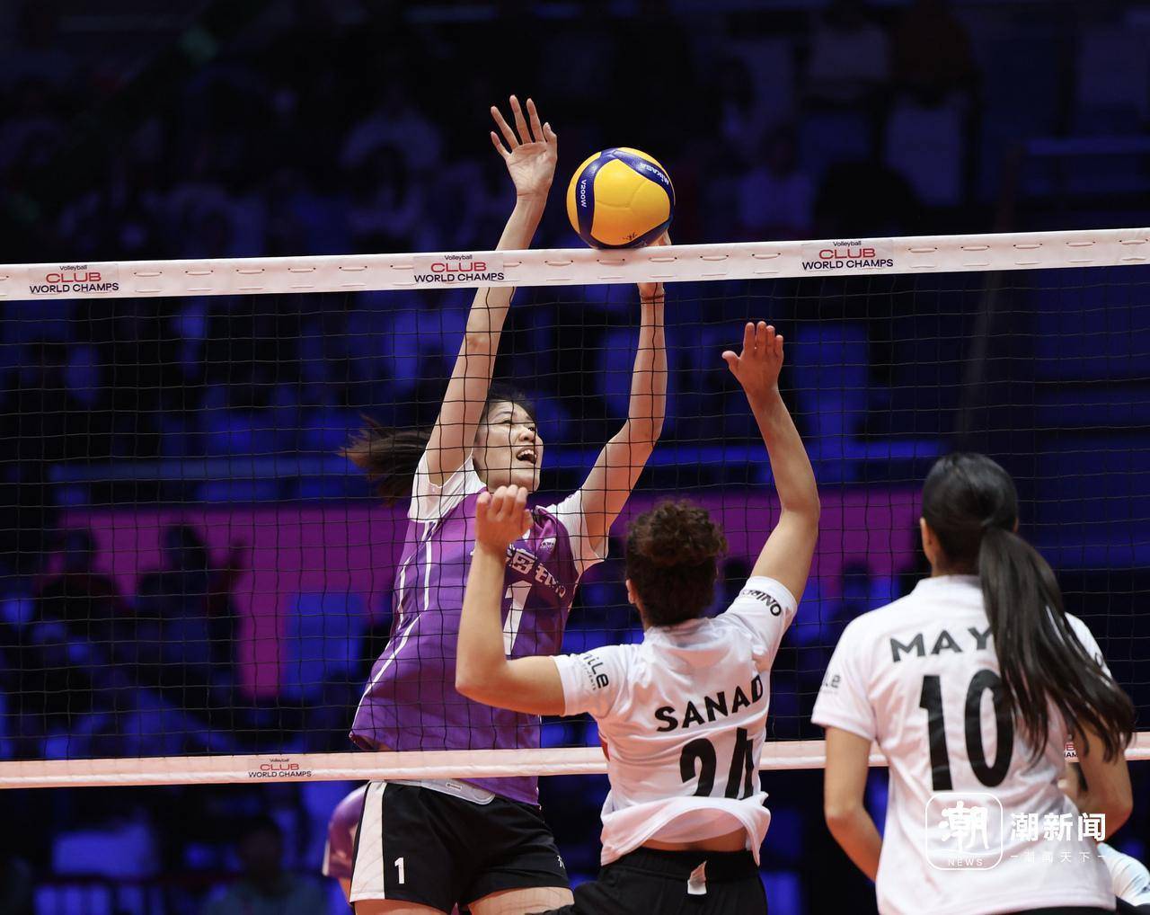又是3-0，女排世俱杯天津队小组赛三战全胜昂首晋级