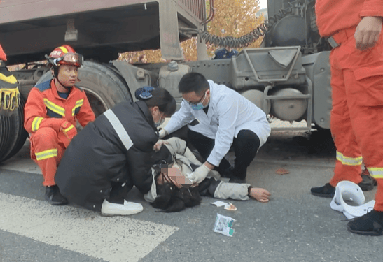 德州女子学校车祸事件图片