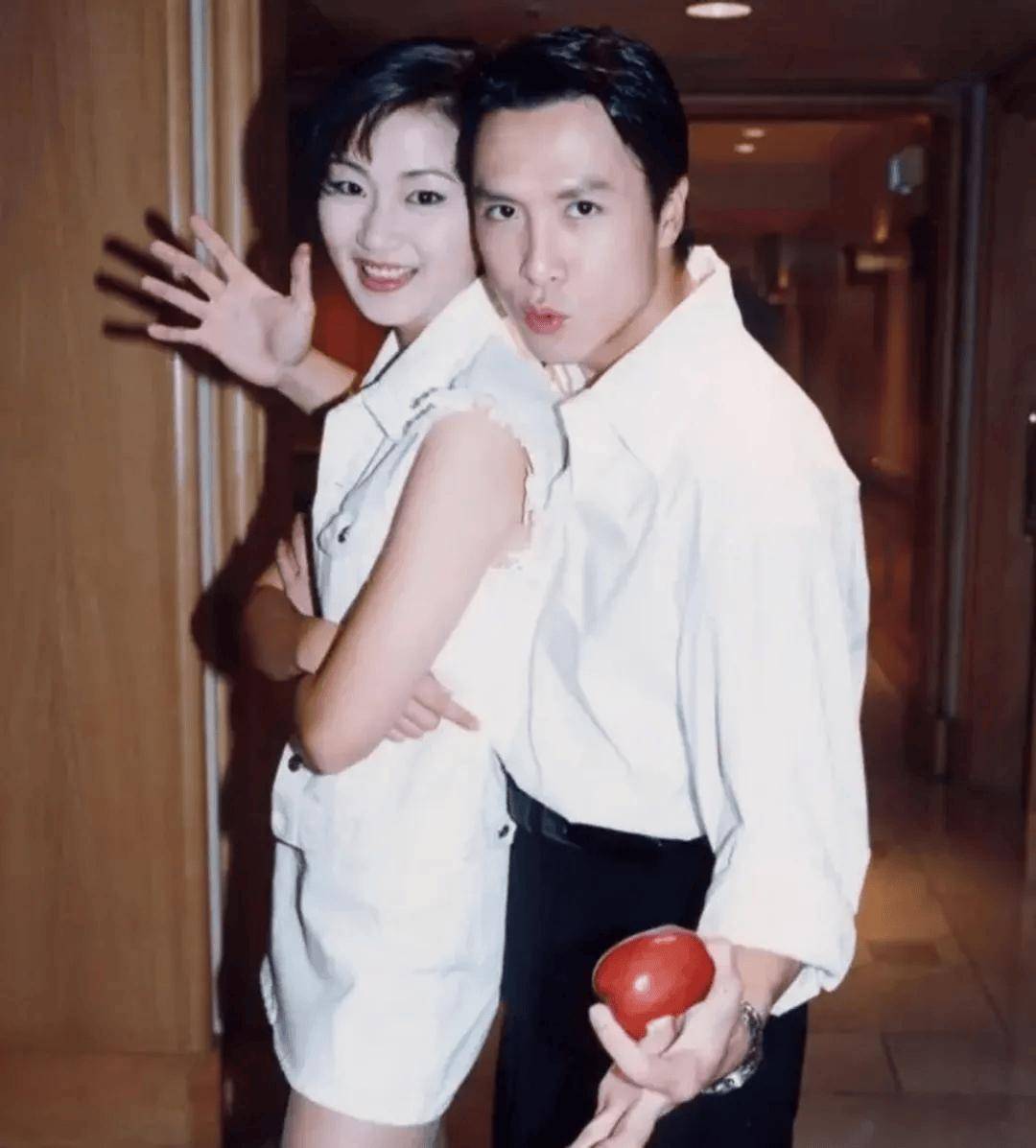 还记得甄子丹女儿甄济如吗?出道当歌手了?